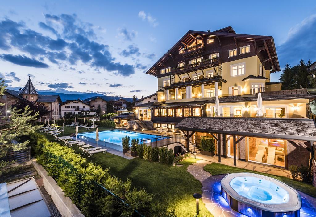 Hotel Villa Kastelruth ภายนอก รูปภาพ